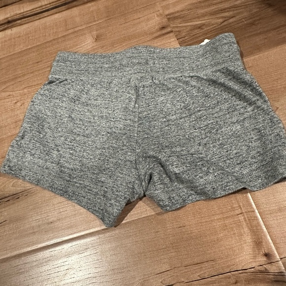 Are Nike drawstring sweat shorts - Picture 3 of 7